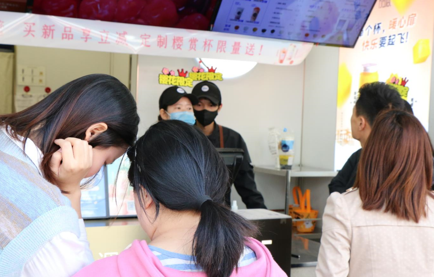 ag凯发奶茶：一家奶茶店的发展需要重点关注哪两个问题
